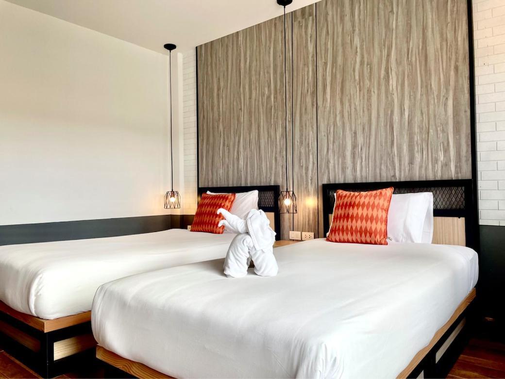 Pp Grand Kamala Hotel Bagian luar foto