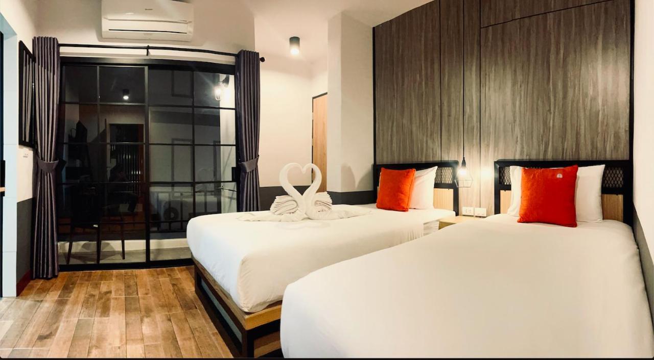 Pp Grand Kamala Hotel Bagian luar foto