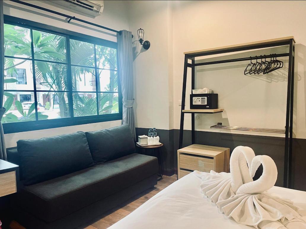 Pp Grand Kamala Hotel Bagian luar foto