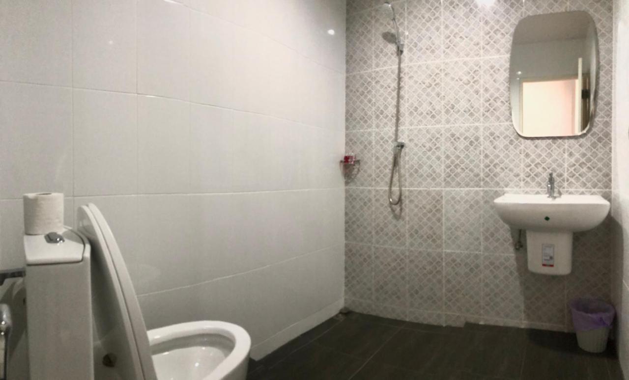 Pp Grand Kamala Hotel Bagian luar foto